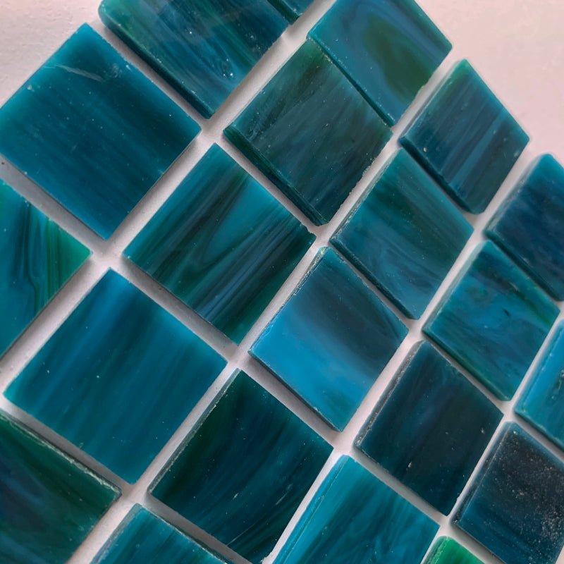 Γυάλινες ψηφίδες Tiffany Glacier 20mm – Waverider - mosaicshop