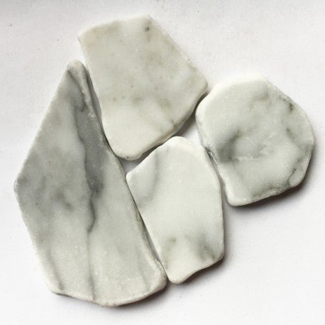 Πολυγωνικές μαρμάρινες ψηφίδες – Bianco Carrara — Mosaicshop