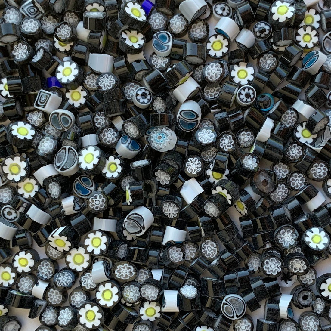 Γυάλινες ψηφίδες – Millefiori – μείγμα μαύρο - mosaicshop