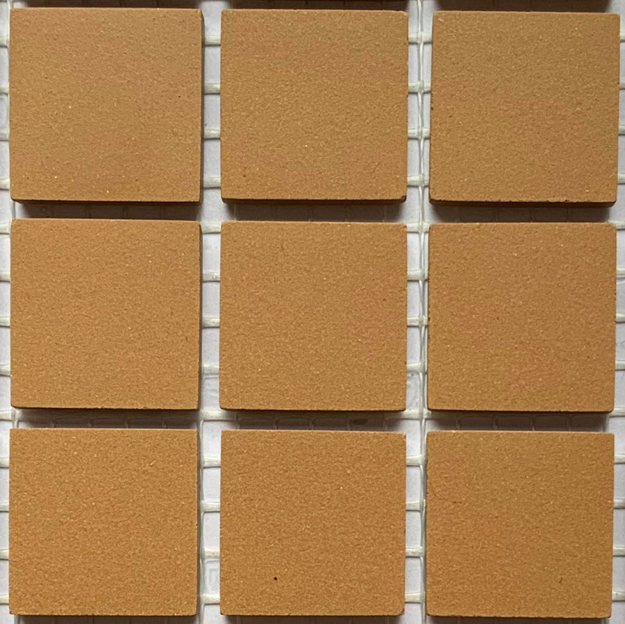 Winckelmans Caramel – ματ ψηφίδες 20x20 mm σε πλέγμα