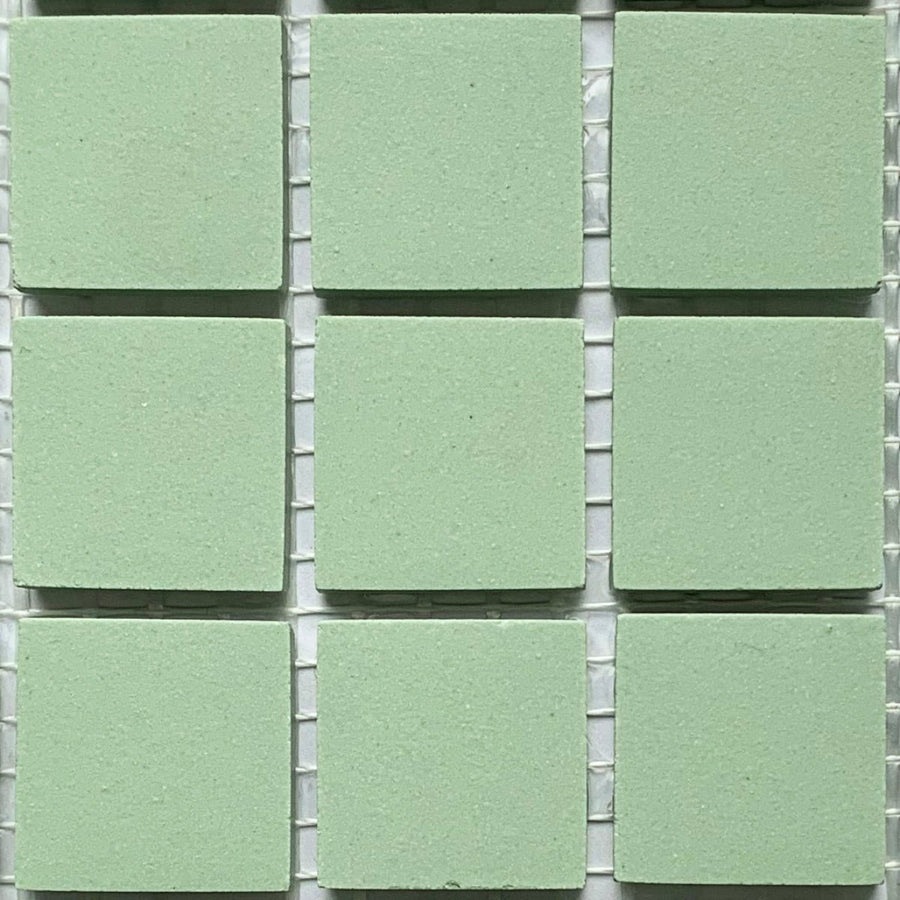 Winckelmans Pistache – ματ ψηφίδες 20x20 mm σε πλέγμα