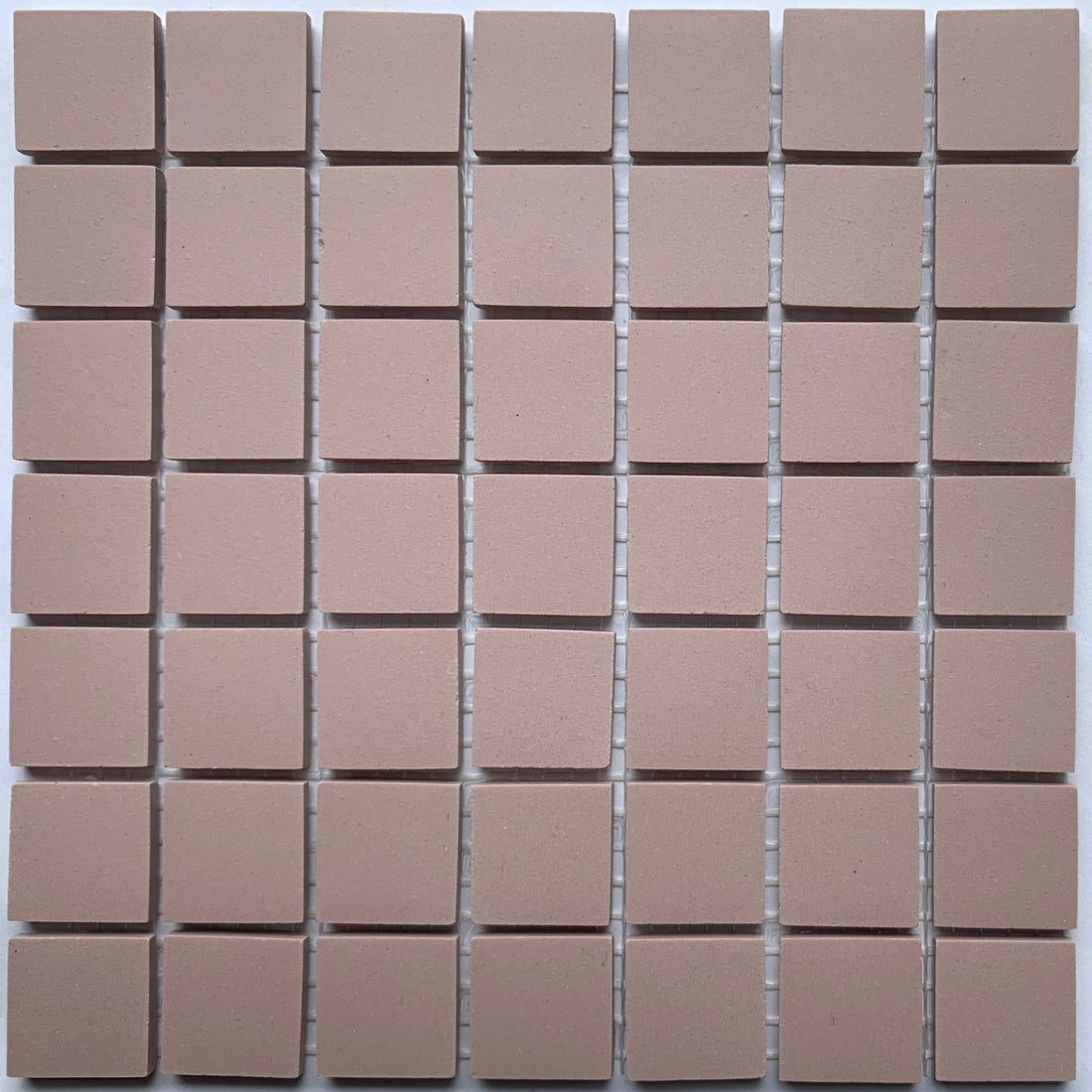 Winckelmans Rose – ματ ψηφίδες 20x20 mm σε πλέγμα